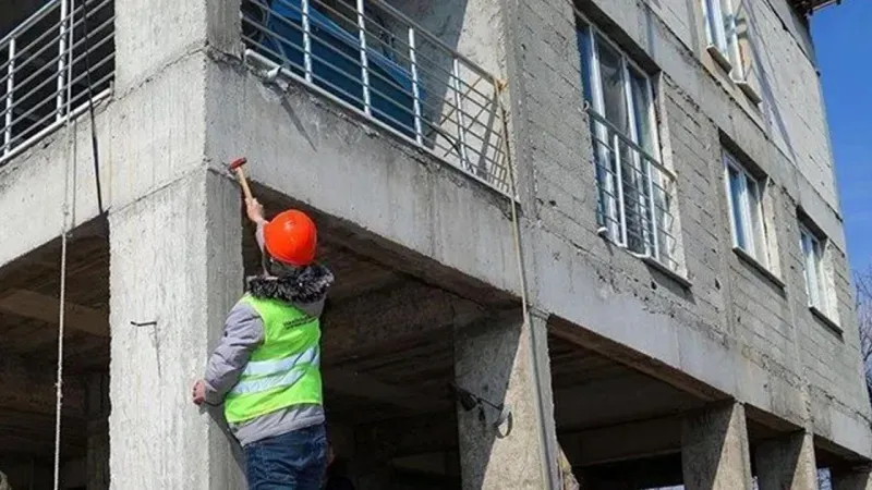 Deprem bölgesinde inşası süren 16 bin binanın yüzde 98'i için yıkım kararı!